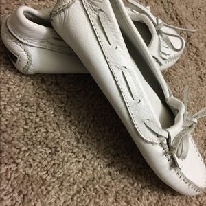 Minnetonka Classic White Riding Loafer